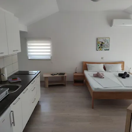 Nara Homes Sveti Filip i Jakov Exterior photo